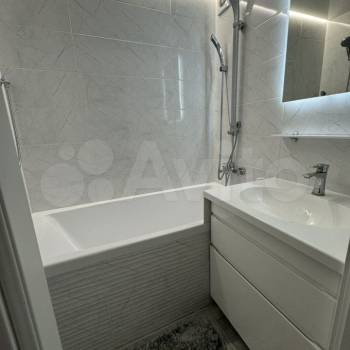 Продается Многокомнатная квартира, 73,3 м²