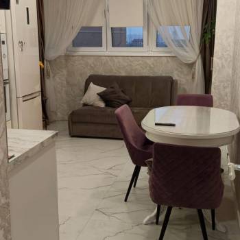 Продается 1-комнатная квартира, 50 м²