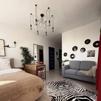 Продается 1-комнатная квартира, 37 м²