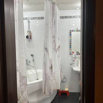 Продается Многокомнатная квартира, 100,2 м²