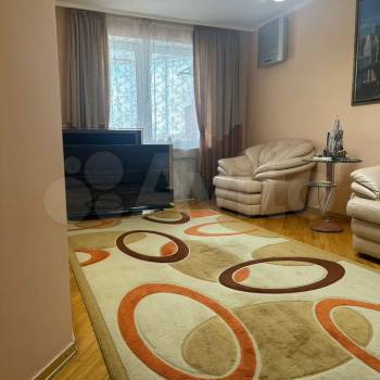 Продается Многокомнатная квартира, 100,2 м²