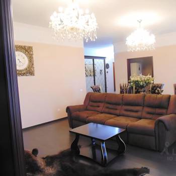 Продается 3-х комнатная квартира, 123 м²