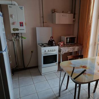 Сдается 1-комнатная квартира, 41 м²