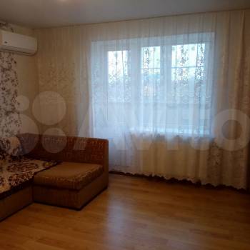 Сдается 1-комнатная квартира, 39 м²