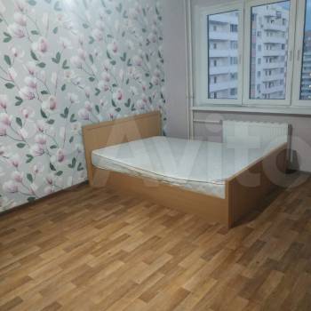 Продается 1-комнатная квартира, 38 м²