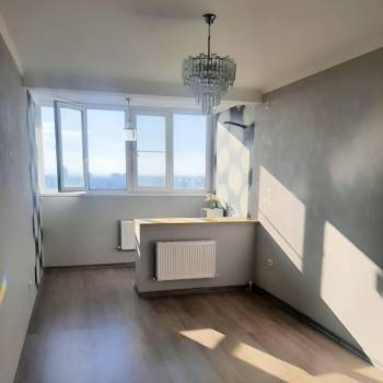 Продается 1-комнатная квартира, 45 м²