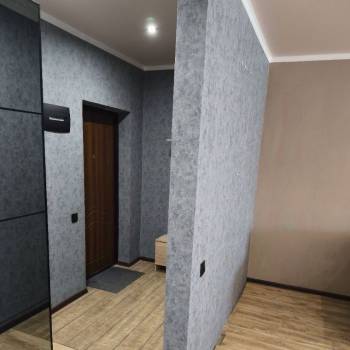 Продается 1-комнатная квартира, 56 м²