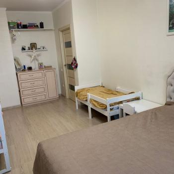 Продается 1-комнатная квартира, 44 м²