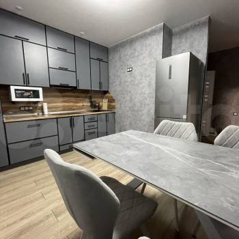 Продается 1-комнатная квартира, 35,6 м²