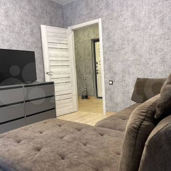 Продается 1-комнатная квартира, 35,6 м²