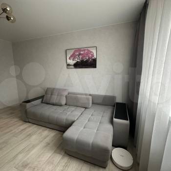 Продается 1-комнатная квартира, 36 м²