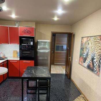 Сдается Многокомнатная квартира, 93 м²