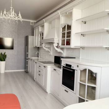 Продается 2-х комнатная квартира, 80 м²