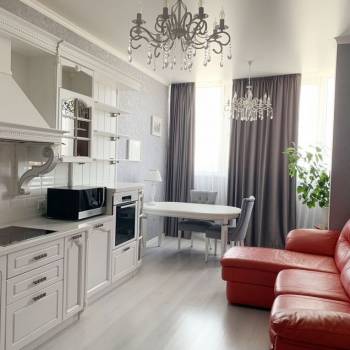 Продается 2-х комнатная квартира, 80 м²