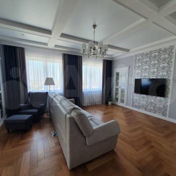 Продается 2-х комнатная квартира, 106,3 м²