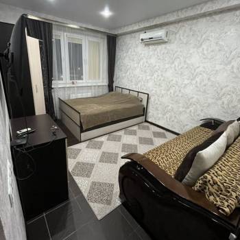 Продается 1-комнатная квартира, 50 м²