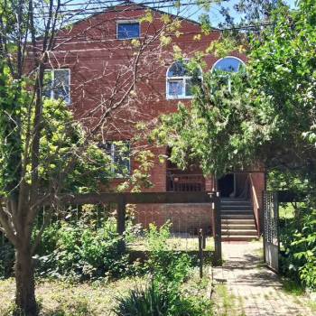 Продается Дом, 180 м²