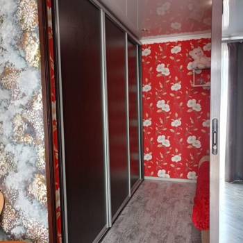 Продается 1-комнатная квартира, 42 м²