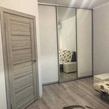 Продается 1-комнатная квартира, 33 м²