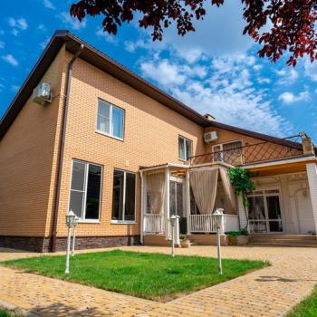 Продается Дом, 424 м²