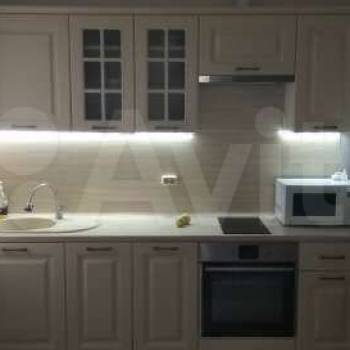 Продается 1-комнатная квартира, 42,2 м²