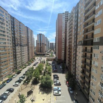 Продается 1-комнатная квартира, 41 м²