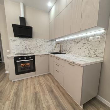 Продается 1-комнатная квартира, 41 м²