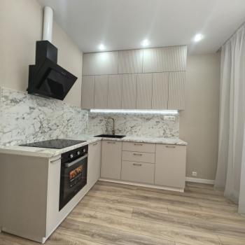 Продается 1-комнатная квартира, 41 м²