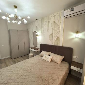 Продается 1-комнатная квартира, 43 м²