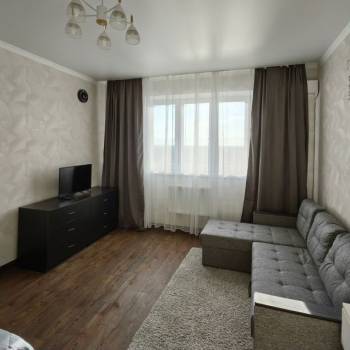 Сдается 1-комнатная квартира, 41,8 м²