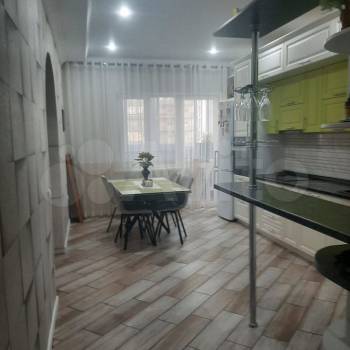 Продается 3-х комнатная квартира, 100 м²