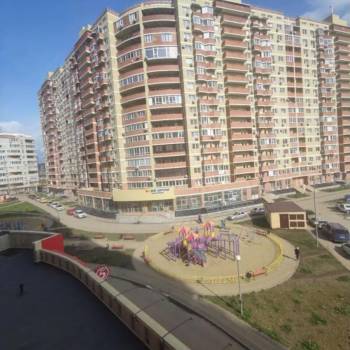 Продается 1-комнатная квартира, 35 м²