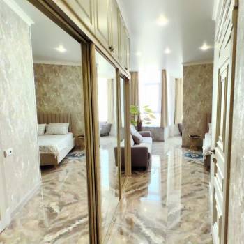 Продается 1-комнатная квартира, 38 м²