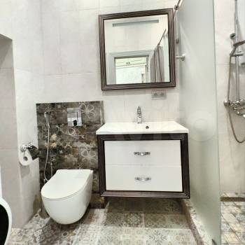 Продается 1-комнатная квартира, 38 м²