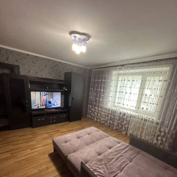 Сдается 1-комнатная квартира, 38 м²