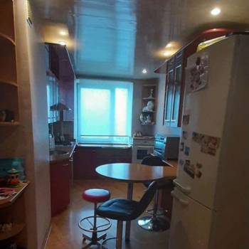 Продается Многокомнатная квартира, 78 м²