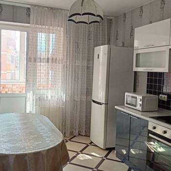 Сдается 1-комнатная квартира, 45 м²