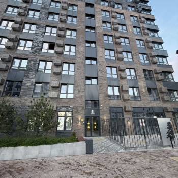 Продается 1-комнатная квартира, 37 м²