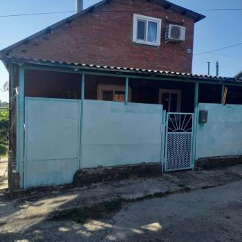 Продается Многокомнатная квартира, 100 м²