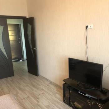 Продается 1-комнатная квартира, 50 м²