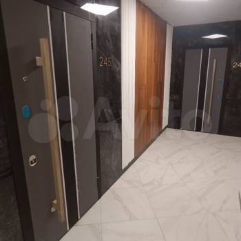 Продается 1-комнатная квартира, 52 м²