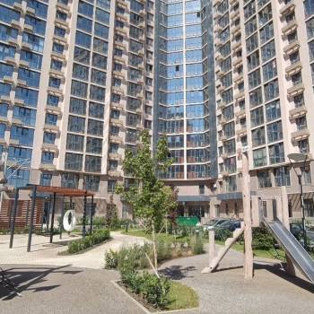 Продается 1-комнатная квартира, 52 м²