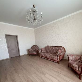 Продается 2-х комнатная квартира, 87 м²