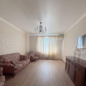Продается 2-х комнатная квартира, 87 м²