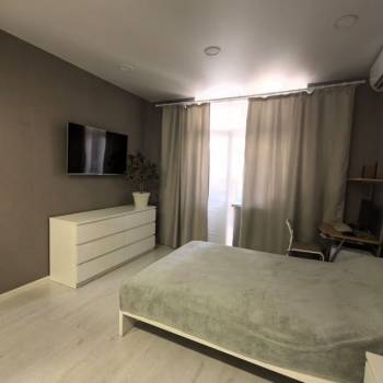 Продается 1-комнатная квартира, 44 м²