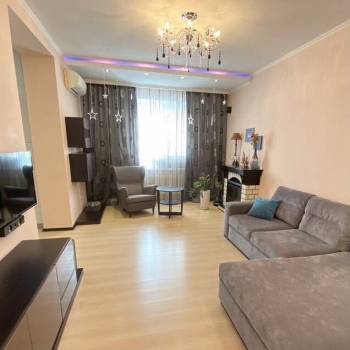 Продается 3-х комнатная квартира, 106,3 м²