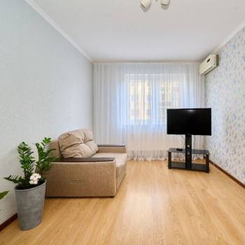 Продается 1-комнатная квартира, 39,7 м²