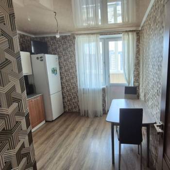 Продается 1-комнатная квартира, 34 м²