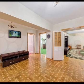 Продается 3-х комнатная квартира, 127,4 м²