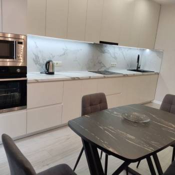 Продается 2-х комнатная квартира, 57 м²